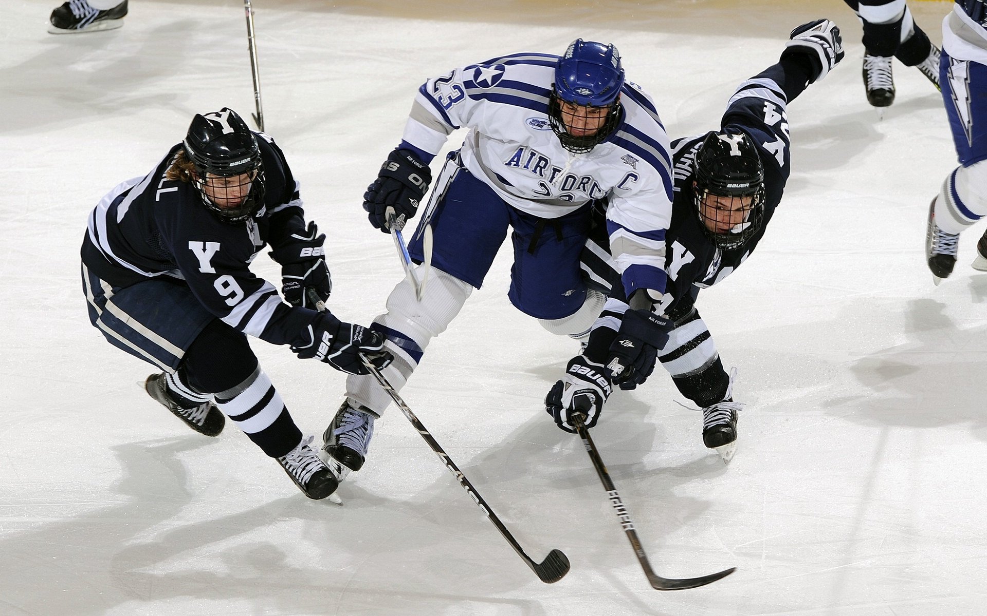 铁血碾压，皮克点燃伯纳乌，马竞如何让切尔西的欧冠梦碎